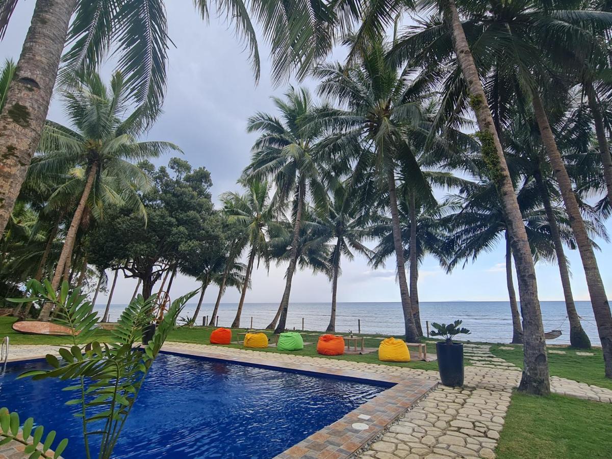 Antique Amor Bungalows & Villas Pandan Exterior photo